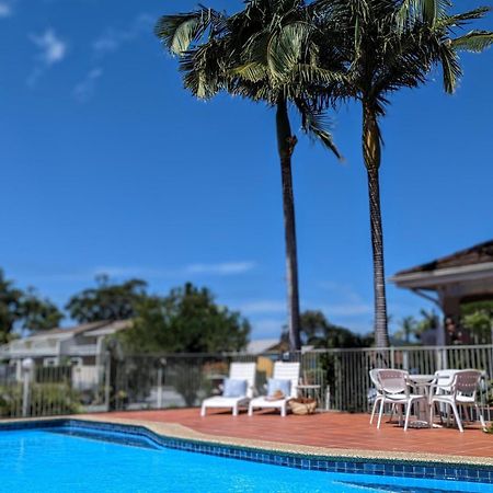 Island Palms Motor Inn Forster Eksteriør bilde